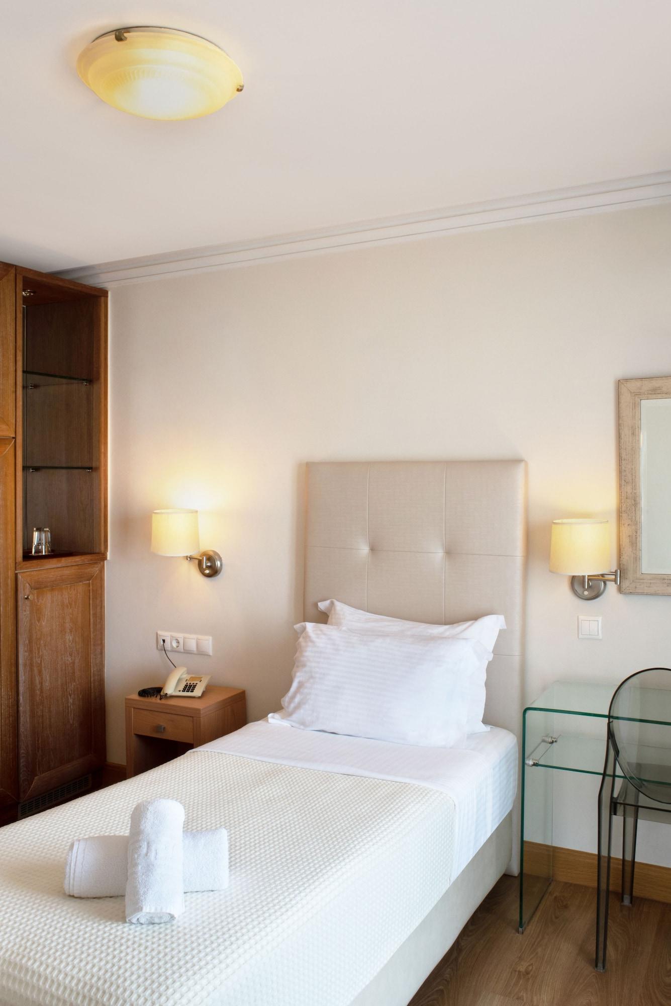 Karalis City Hotel Pylos Dış mekan fotoğraf